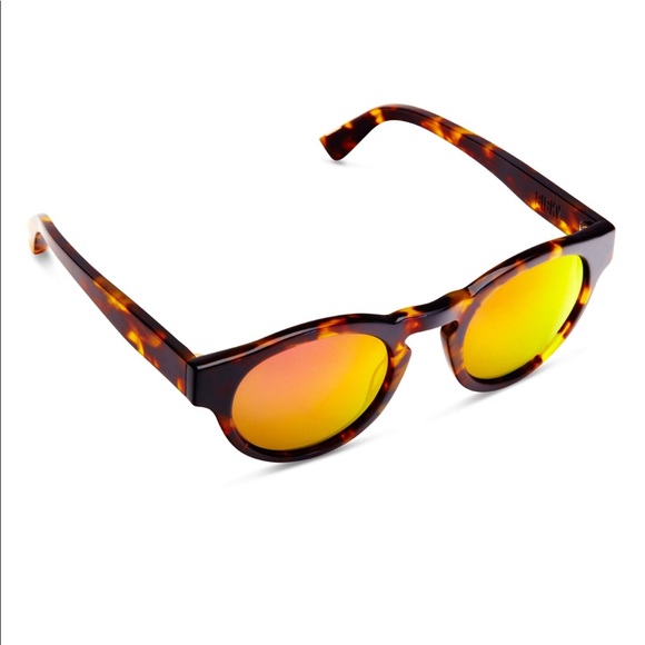 Sunglasses - Picture 2 of 4